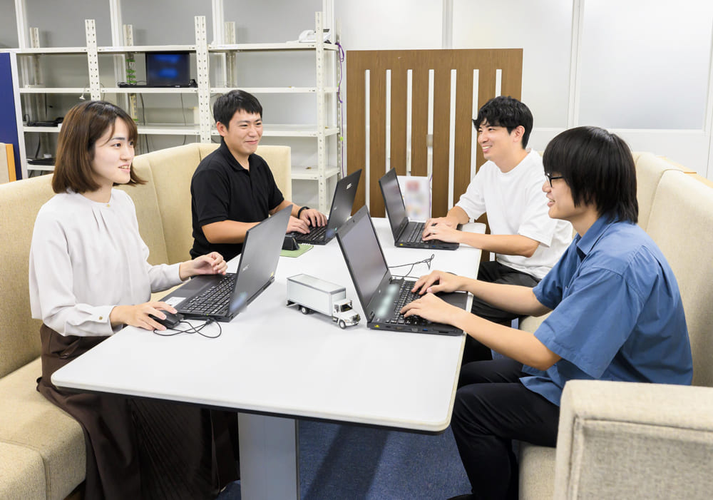 日野自動車株式会社